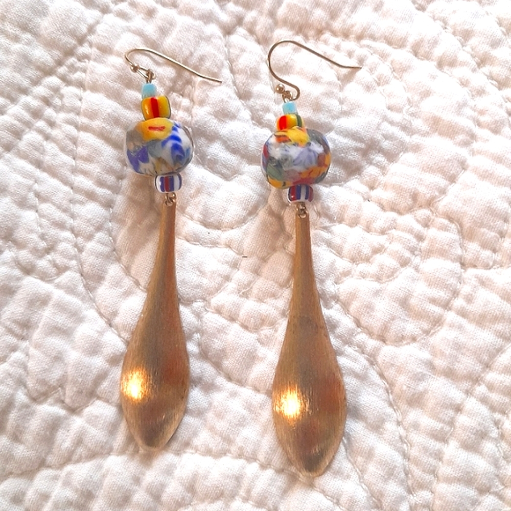 'Trade Remix' Dangles